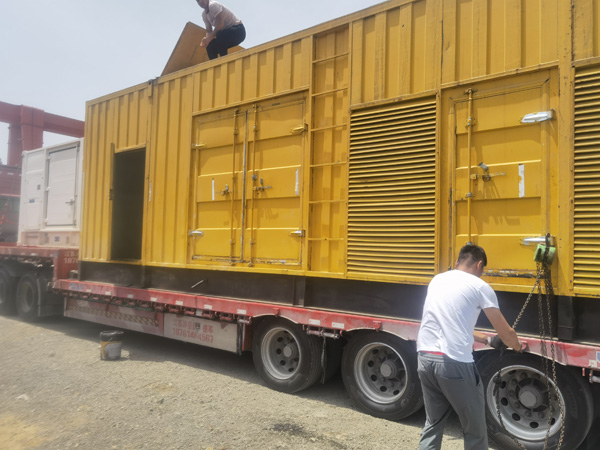 浔阳发电机出租100KW发电机需要什么规格的电缆线?